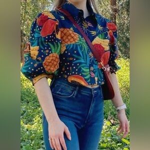 Farm Rio puff sleeve cropped button down blouse